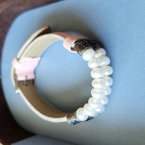 Pink leather faux pearl bracelet